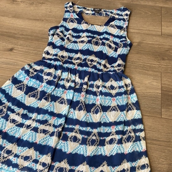 Rue 21 Aztec Print Key Hole Back Sleeveless Dress - Picture 2 of 5